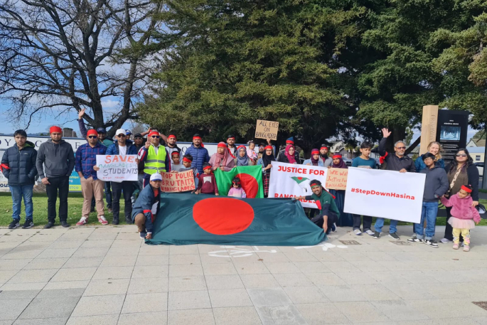 Bay of Plenty Bangladeshi Community Protests Violence in Homeland